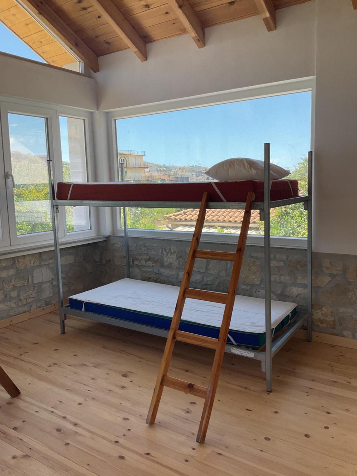 Himara Hostel Exterior photo