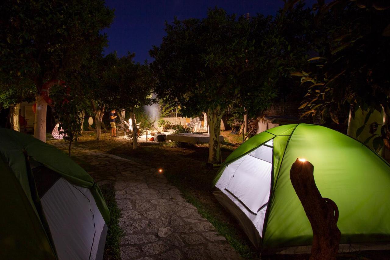 Himara Hostel Exterior photo